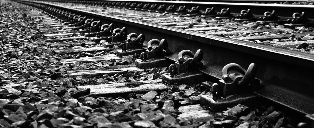 railroad-tracks-1334401875hko